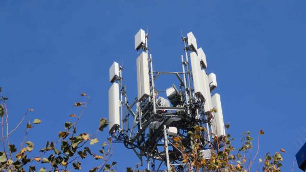 VodafoneThree start 1400MHz L-Band retune